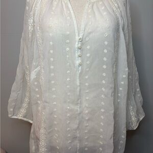Old Navy Ivory Embroidered Button-Down Blouse